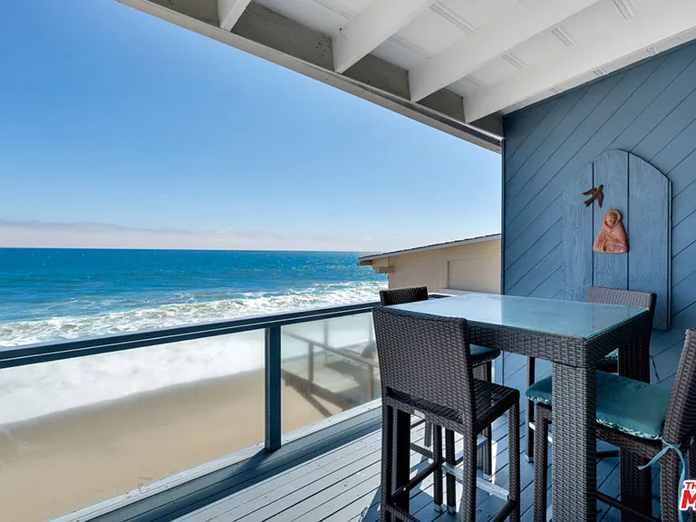 24528 Malibu Rd — Photo 47