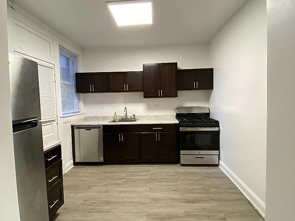 4th image of 4531 N Paulina St #1A