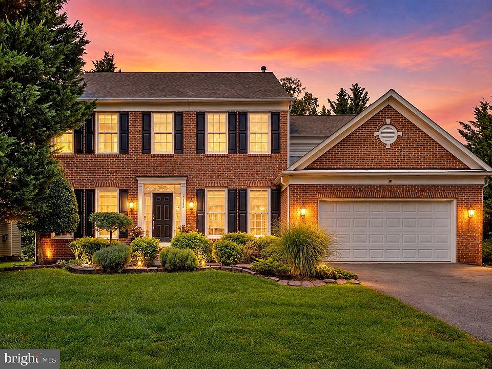 1st image of 15092 Stepping Stone Dr