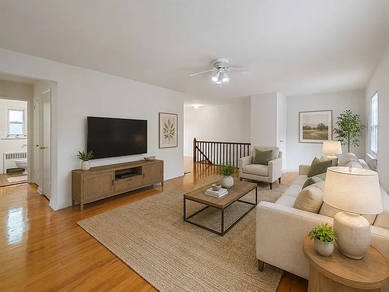 Duncan Hill Apartment Homes — Photo 13