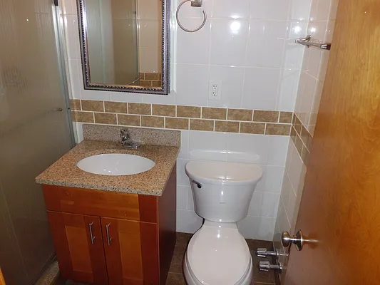 Rented by Maximus Realty Group | media 25