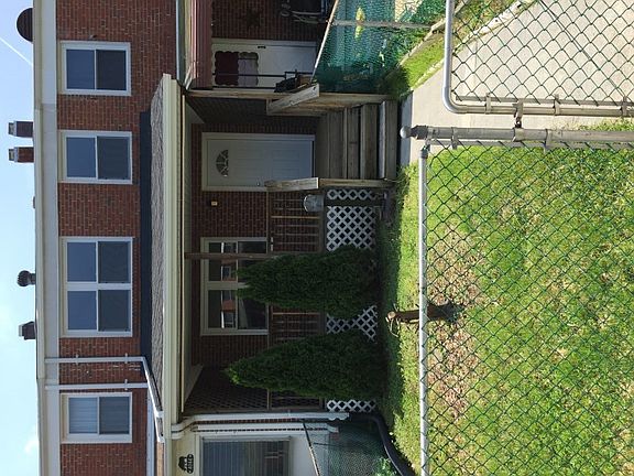 2nd image of 4042 Saint Augustine Ln