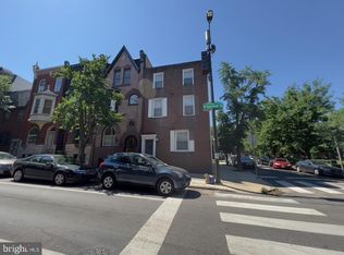 2430 Spruce St #2R, Philadelphia, PA 19103