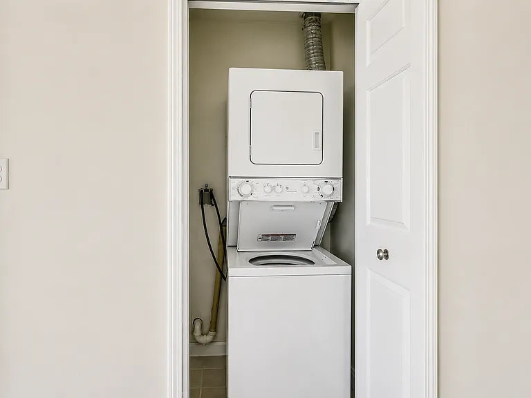 214 Goddard Row #1 — Photo 13