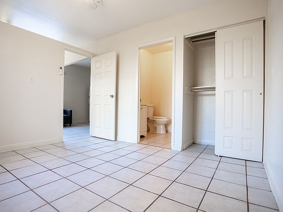 4th image of 983 A Heller Ct #2
