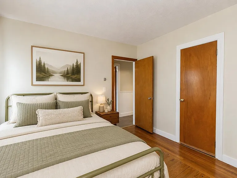 120 Chauncey Ave — Photo 13