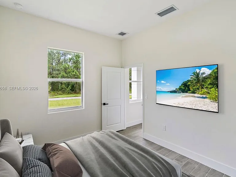 710 Peacock Ave — Photo 21