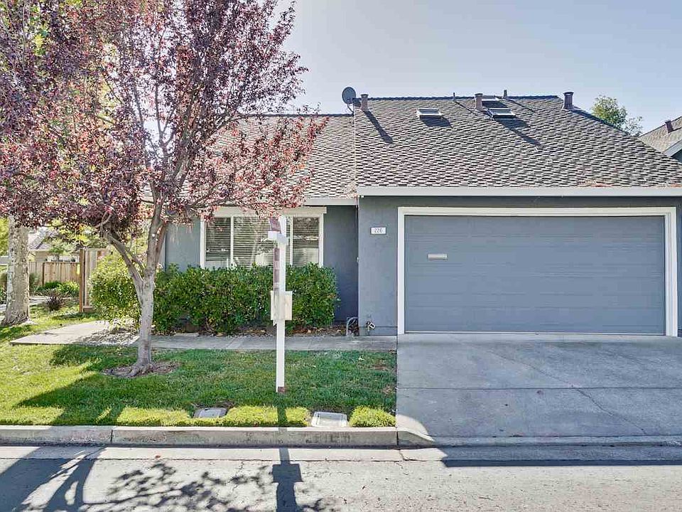 1st image of 226 Elm Wood Ct
