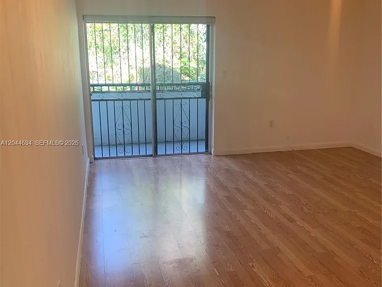 2460 SW 18th Ave #1205 — Photo 5