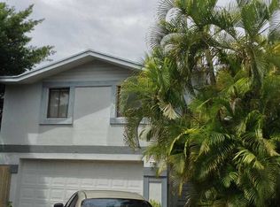 10053 SW 218th St, Cutler Bay, FL 33190