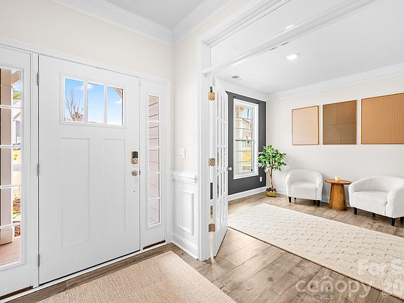 3rd image of 336 Streamwood Rd