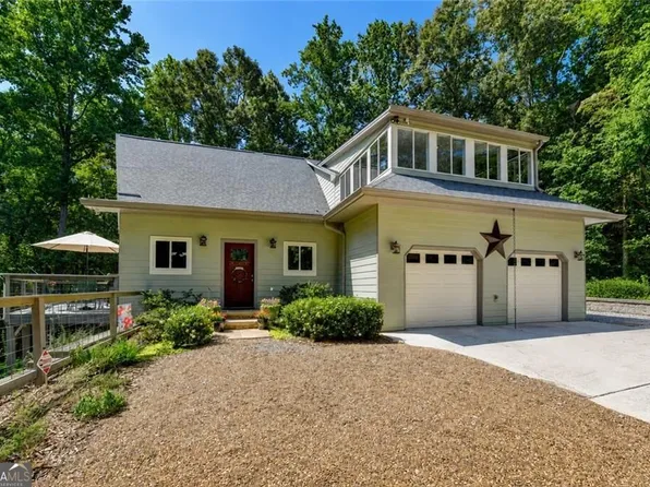 6173 Pine Cir, Flowery Branch, GA 30542