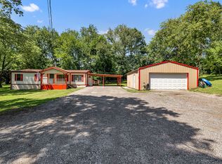 19 Vernon Ln, Gordonsville, TN 38563