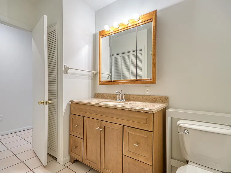 312 Saline St #2 — Photo 17