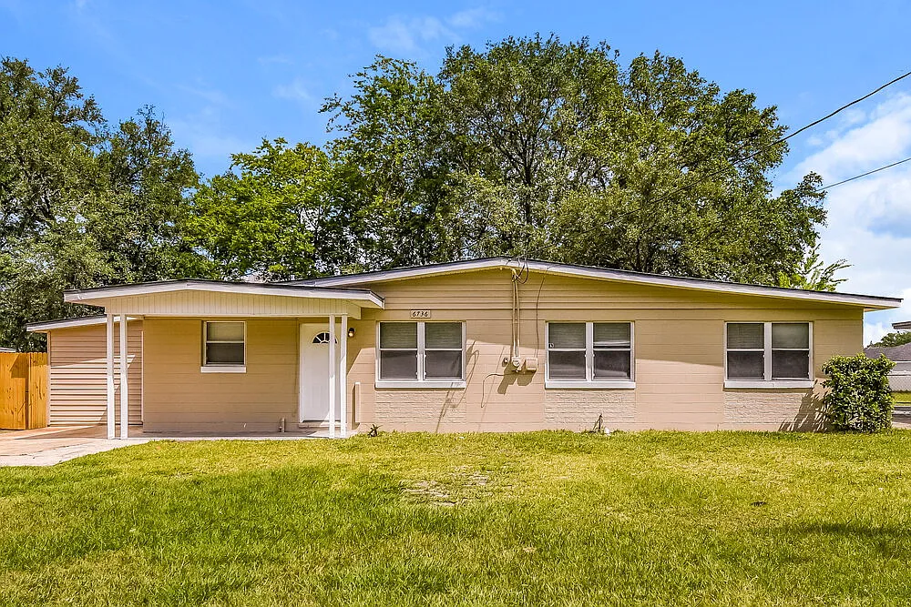 4 bed, 2.0 bath, 1274 sqft, $1,545 — Photo 1
