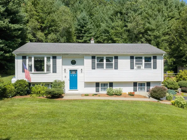 16 Howarth Rd, Oxford, MA 01540