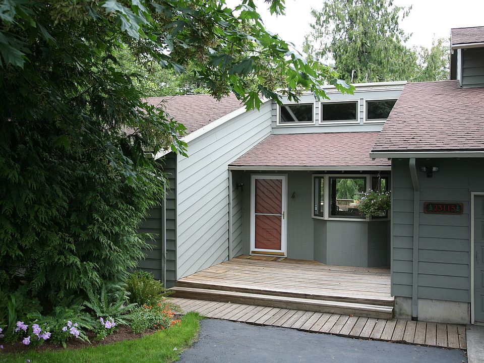 Exterior - Front