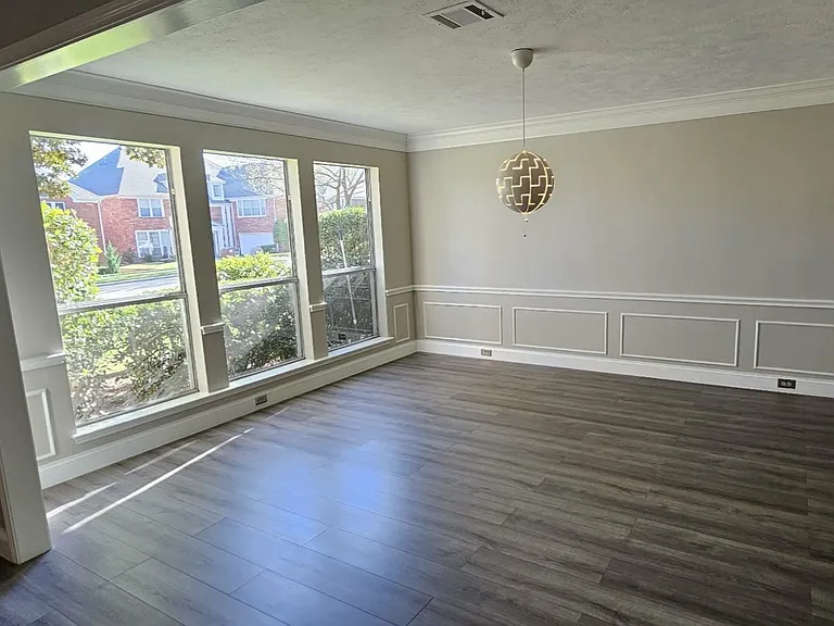 Formal dining room