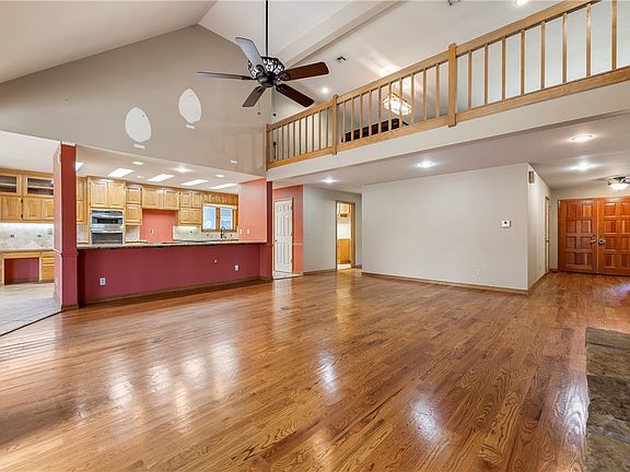 5th image of 830 E Atalanta Dr