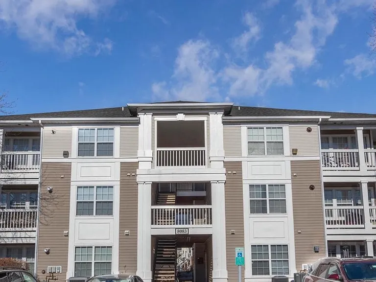 8095 Lacy Dr #304 — Photo 1