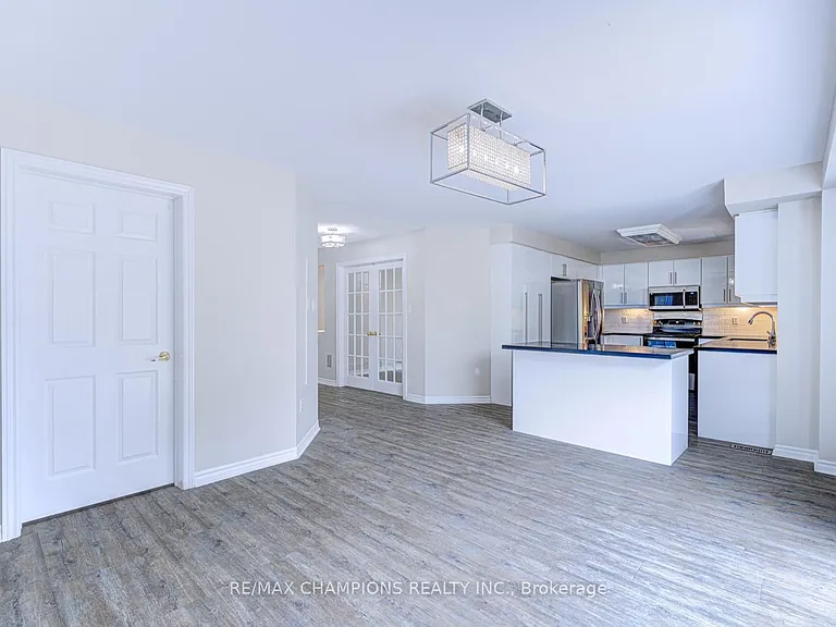 20 Bell St — Photo 23