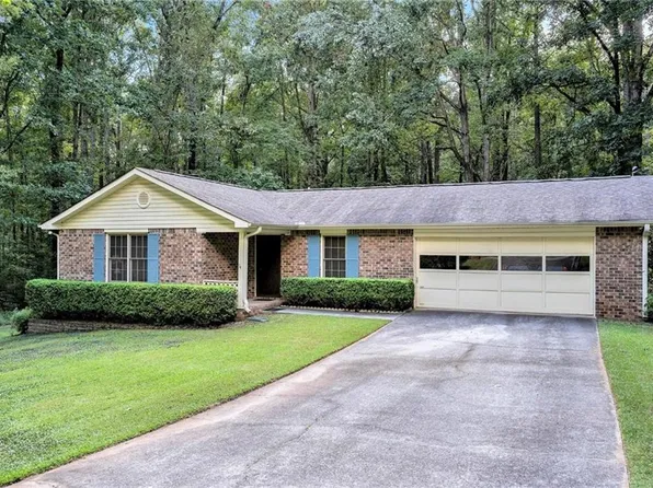 60 Woodland Trce, Stockbridge, GA 30281