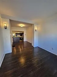 43 Carr St — Photo 5