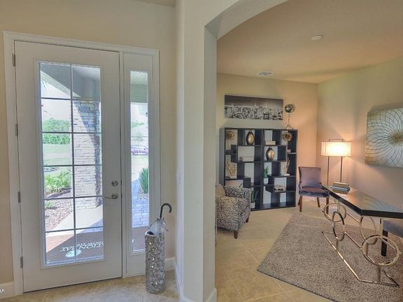 4th image of 712 Aldenham Ln