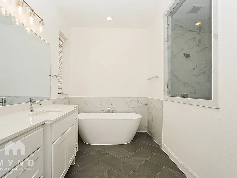 17705 Chamoix Dr — Photo 12