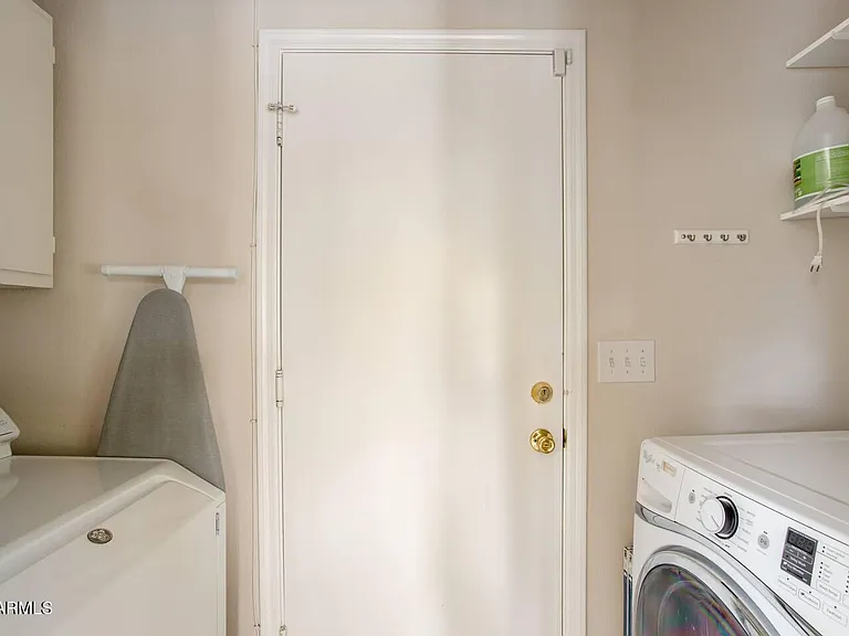 6533 E Grandview Dr — Photo 37