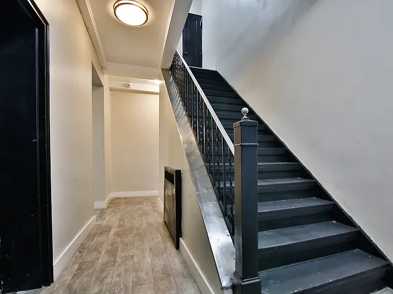 156 E 85th St #3B — Photo 7