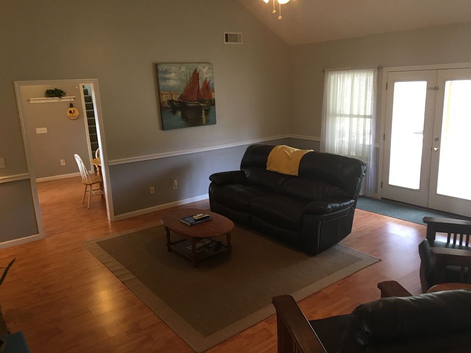 1st image of 1576 Old Woodbury Hwy