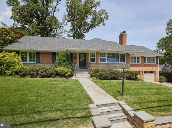 4617 26th St N, Arlington, VA 22207