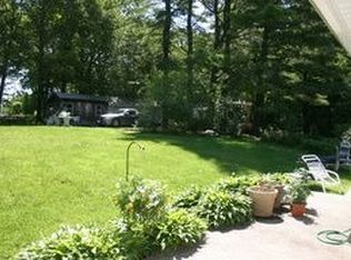 2 Woodview Dr, Brookfield, CT 06804