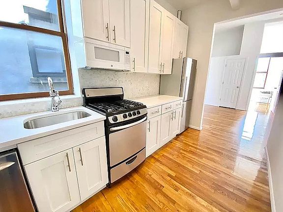 2nd image of 249 W 11th St APT 5E