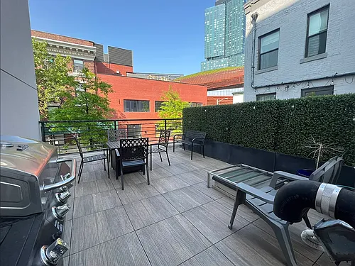 32 5th Ave #1A Photo 1