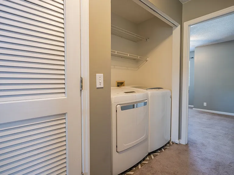 910 Brett Dr #64 — Photo 16