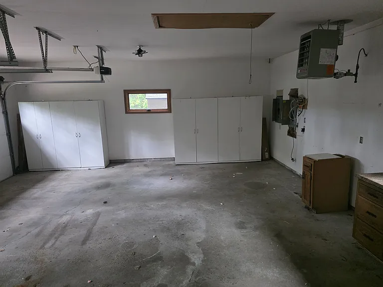 4110 Juneau Ln N — Photo 36