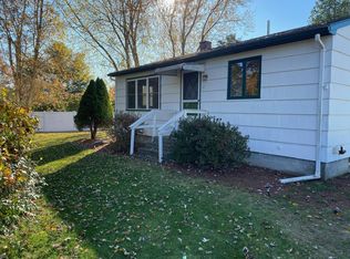 45 Macarthur Blvd, South Kingstown, RI 02879