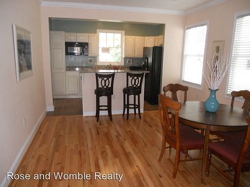 5th image of 1029 Ann St
