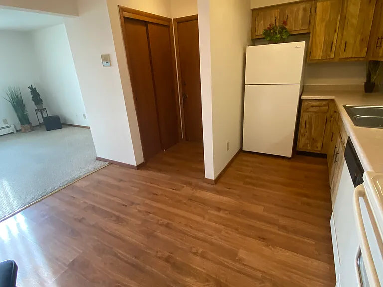 W151S7043 Cornell Cir #3 — Photo 6