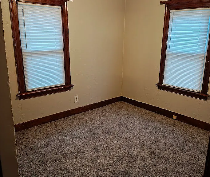 524 Crestmore Ave — Photo 8