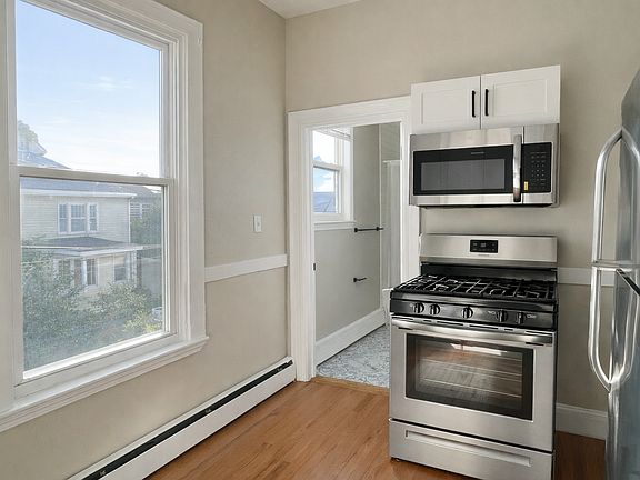 2nd image of 4 Loring Ave APT 2B