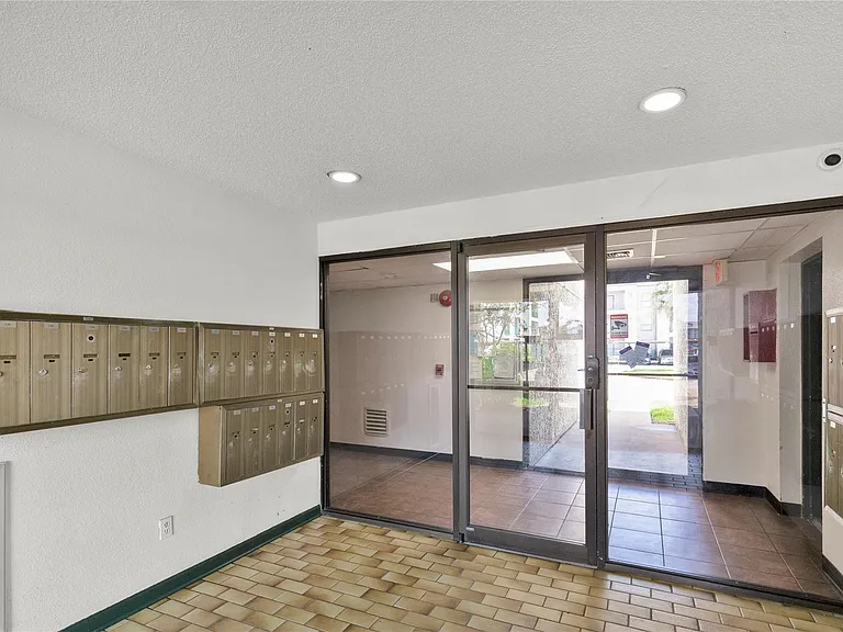 2830 S Bartell Dr #23 — Photo 16