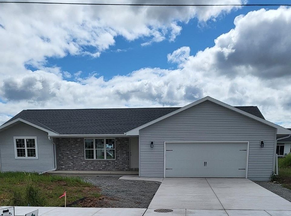 1st image of 2493 Lawrence Dr