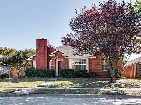 2nd image of 10761 Castle Dr