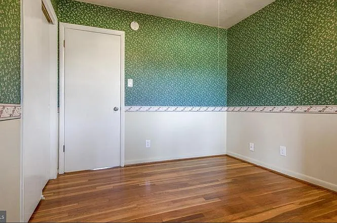12915 Edelen Rd — Photo 13