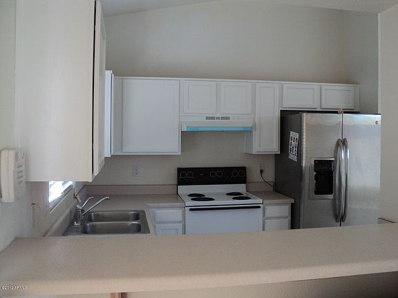 4th image of 8333 W Cypress St