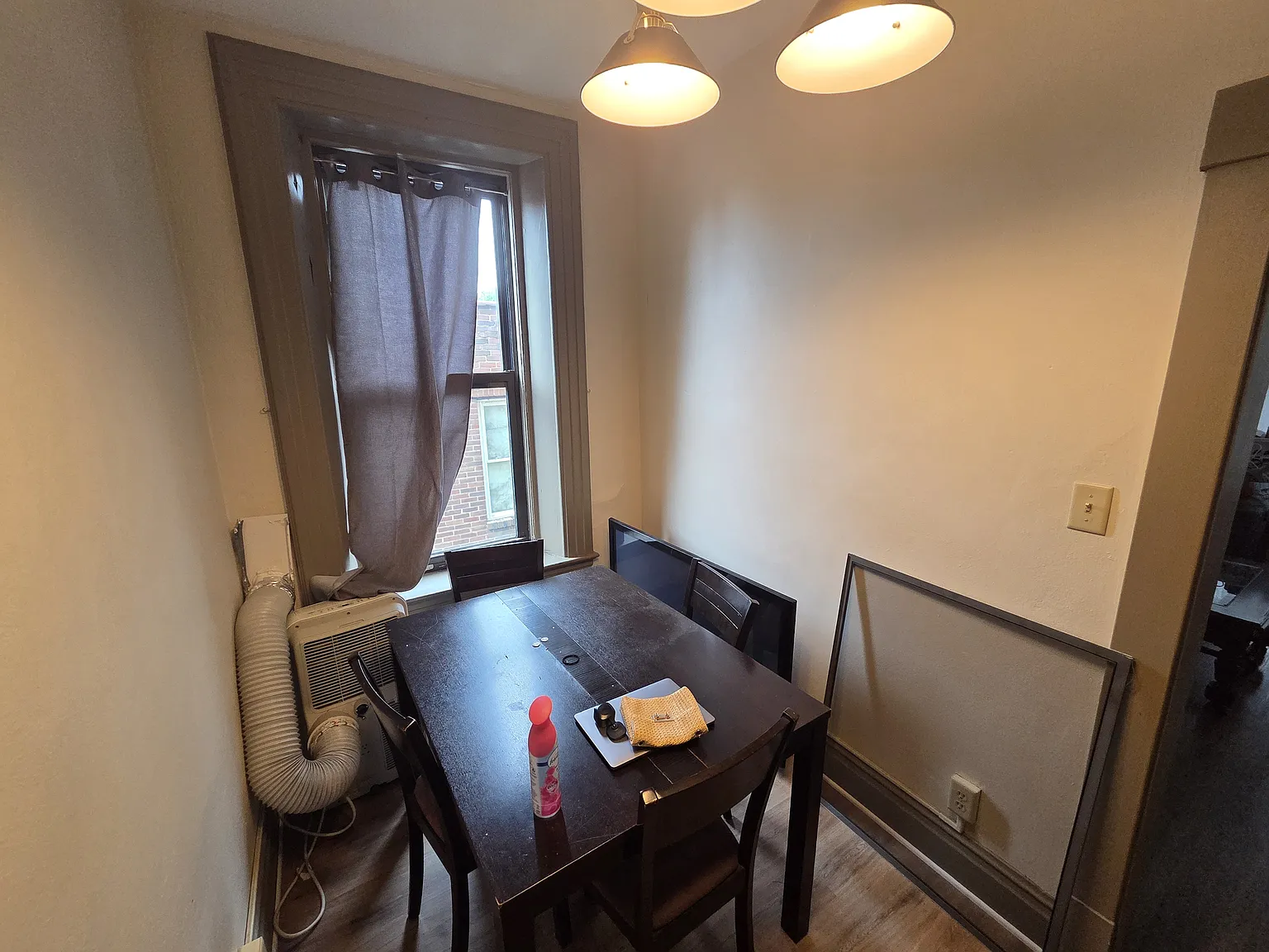 1 bed, 750 sqft, $775 — Photo 3