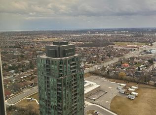30 Elm Dr W #3808, Mississauga, ON L5B 0N6